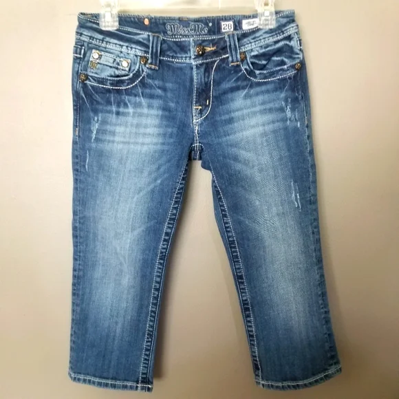 Miss Me 28 Distressed Capris Embroidered Blue Capri Jeans - Picture 4 of 15